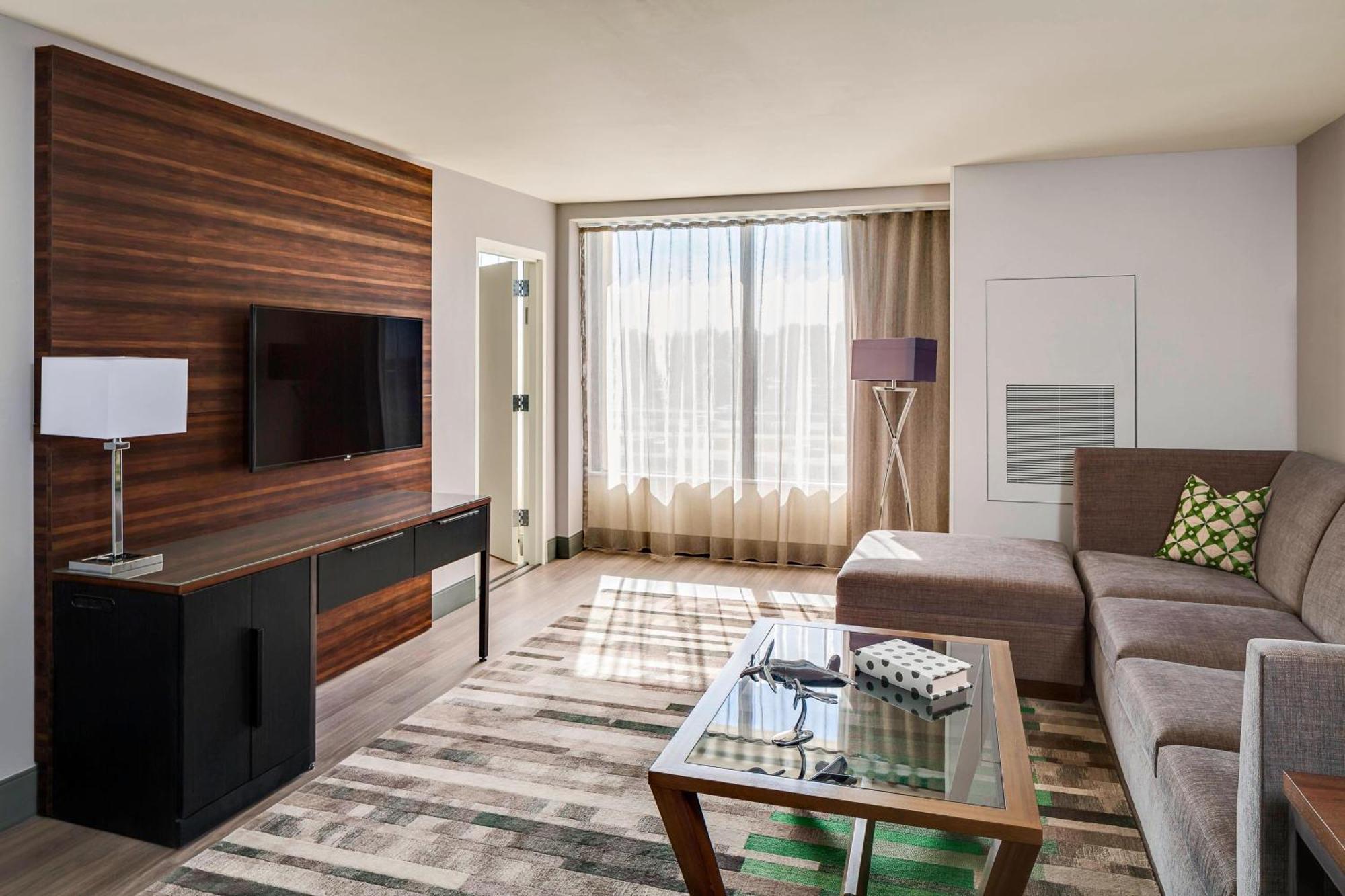 North Charleston Marriott Hotel Exterior photo